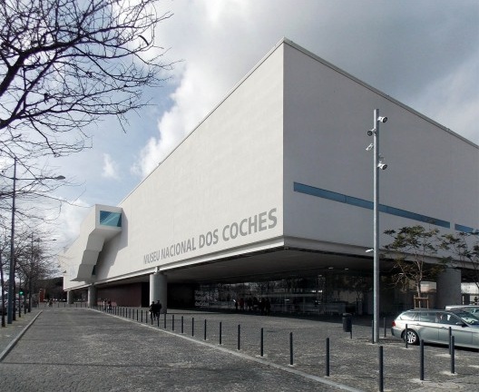 Museu Nacional dos Coches, Lugar, projeto e Obra