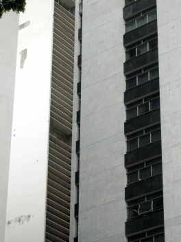 À esquerda o Edifício Copan<br />Foto Carlos M. Teixeira