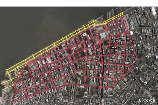 Figura 3. A extensão da malha urbana do centro da cidade. Diagrama sobre mapa Google Earth por Douglas Aguiar