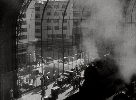 Estação de trem, cena de <i>Aurora</i>, filme de de F.W. Murnau<br />Foto divulgação 