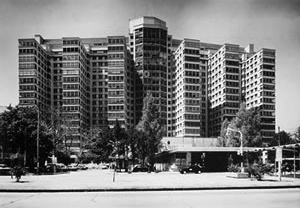 Hospital de Clínicas, Av. Italia 2870, Montevideo. Arq. Carlos Surraco, 1930
