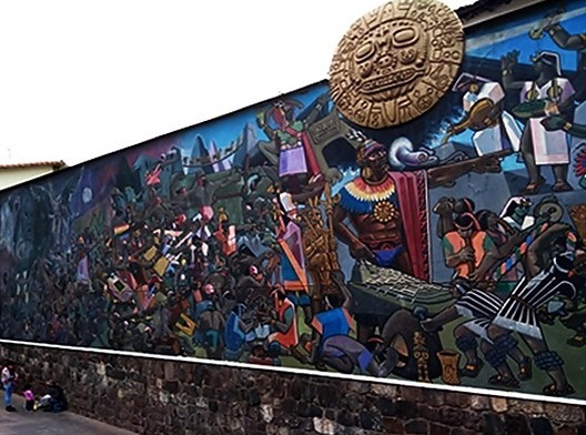 Painel gigantesco em rua de Cusco/Peru<br />Foto Adriana Idalina Rojas Gutierrez 