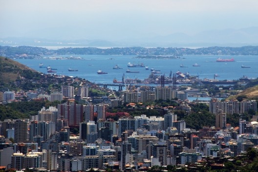 Centro de Niterói e Baía da Guanabara, à partir do Parque da Cidade<br />Foto Fotografia Bruno Figueiredo  [Flickr/Creative Commons [CC BY-NC 2.0]]