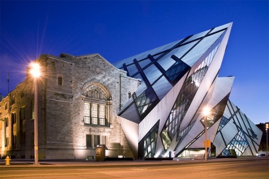 Royal Ontario Museum, Toronto, Canadá, arquiteto Daniel Libeskind e B+H Architects<br />Foto divulgação  [Website Daniel Libeskind]