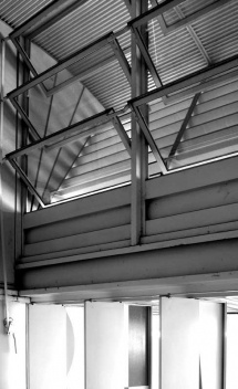 BAC Branca Salles, Ribeirão Preto - sistema de ventilação. Arquiteto João Filgueiras Lima, Lelé<br />Foto André Marques 