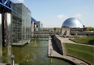 Cidade das Ciências e da Indústria, Parque La Villette, Paris. Arquiteto Adrien Feinsilber<br />Foto Helena Guerra 