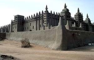 Figura 10 – Gran Mezquita de Djenné, Mali [http://www.archnet.org/lobby/]