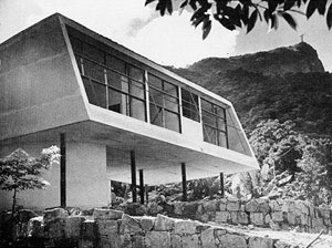 Casa Prudente de Morais Neto [L’Architecture D’Aujourd’hui n. 18-19, jun. 1948, p. 72]
