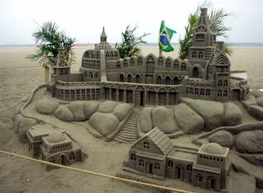 Castelo de areia em Copacabana<br />Foto Antônio Agenor Barbosa 