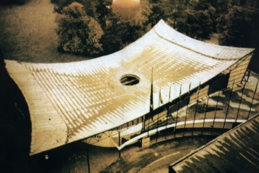 Pavilhão do Brasil na Exposição Internacional de Bruxelas, 1958. Arquiteto Sérgio Bernardes