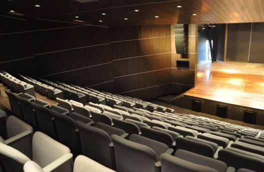 Teatro Municipal de Araxá, interior, 2012. Gustavo Penna Arquiteto & Associados<br />Foto Jomar Bragança  [Acervo GPAA]