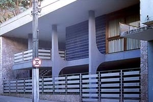 Arquitetura moderna em Cataguases MG<br />Foto Antonio L. D. de Andrade / Cecília Rodrigues dos Santos 