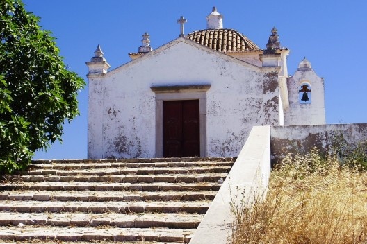 Igreja no Algarve, sul de Portugal<br />Foto Abilio Guerra 