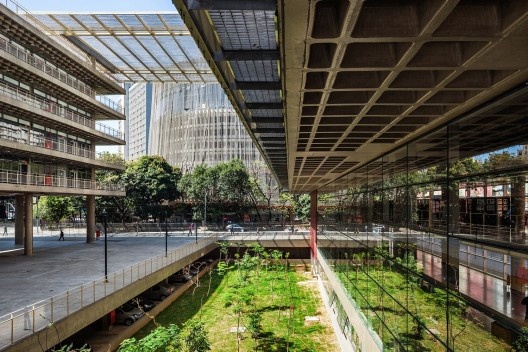 Centro Paula Souza, São Paulo, arquitetos Pedro Taddei e Francisco Spadoni<br />Foto Nelson Kon 
