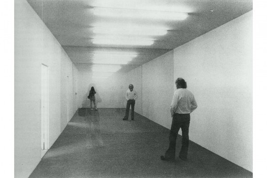 Dan Graham, <i>Public Space / Two Audiences</i>, 1976. Installation in ‘Ambiente’, Venice Biennale, 1976. Collection Herbert Foundation, Ghent<br />Photograph by Annick Herbert  [© Herbert Foundation, Ghent]