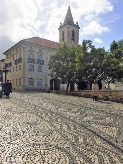 Veja a passagem da tempestade Leslie ao largo da Madeira e em