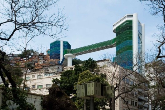 Mirante da Paz – Complexo Elevador Rubem Braga, Rio de Janeiro. Arquiteto João Batista Martinez Corrêa<br />Foto Celso Brando 