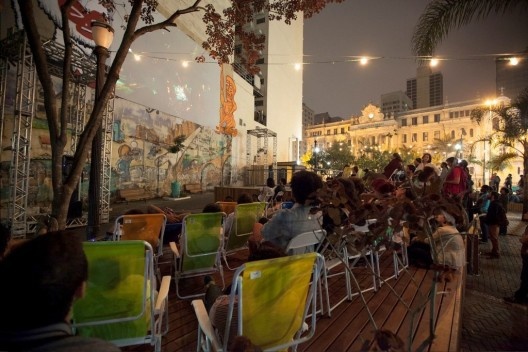 Mostra Internacional de Cinema de São Paulo em espaço público<br />Foto Everton Ballardin  [gestaourbanasp]