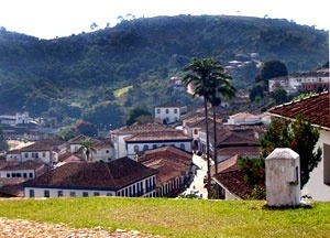 Cidade do Serro MG. Fonte: EAUFMG-PDP, 2006<br />Foto Stael Alvarenga, 2006 